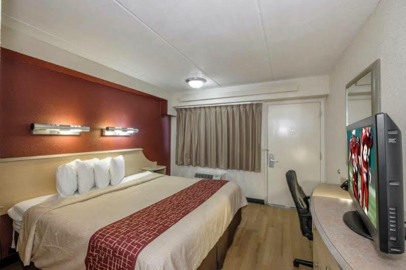 Red Roof Inn Tallahassee - University Dış mekan fotoğraf